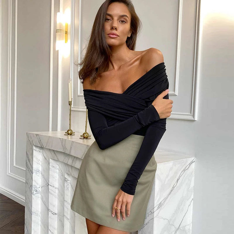 Women's Bodysuits Autumn New Black Sexy Backless Solid Corset Slim Fashion Crossed Bodysuits Long Sleeves Casual Knitted Rompers