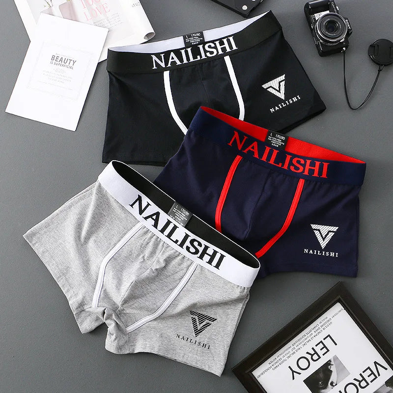 2 Piece Men's Underwear Burst of Cotton Breathable Youth Boxer Shorts Letter Trend Mid-waist Quadrangle Shorts Flat Corner Perso